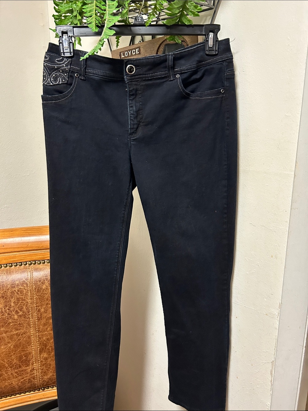 Chico’s Women So Slimming Black  Jeans